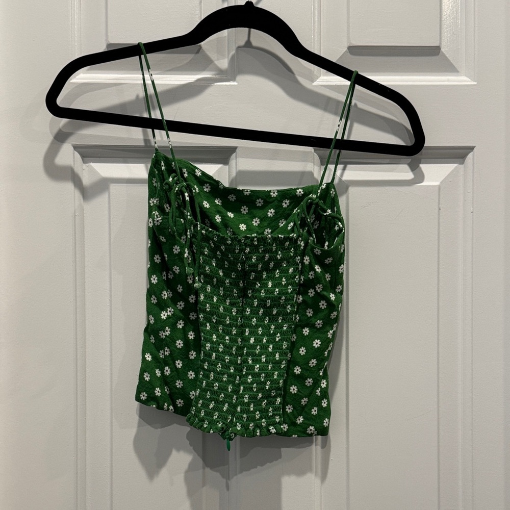 Reformation Meyer Top Hannah print, green and white daisy floral pattern size 2 - Picture 4 of 8
